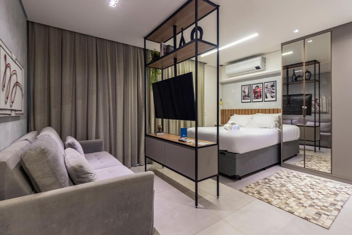 Apartamento Ap 12º Andar, Proximo De Cgh E Vaga Com Manobrista *